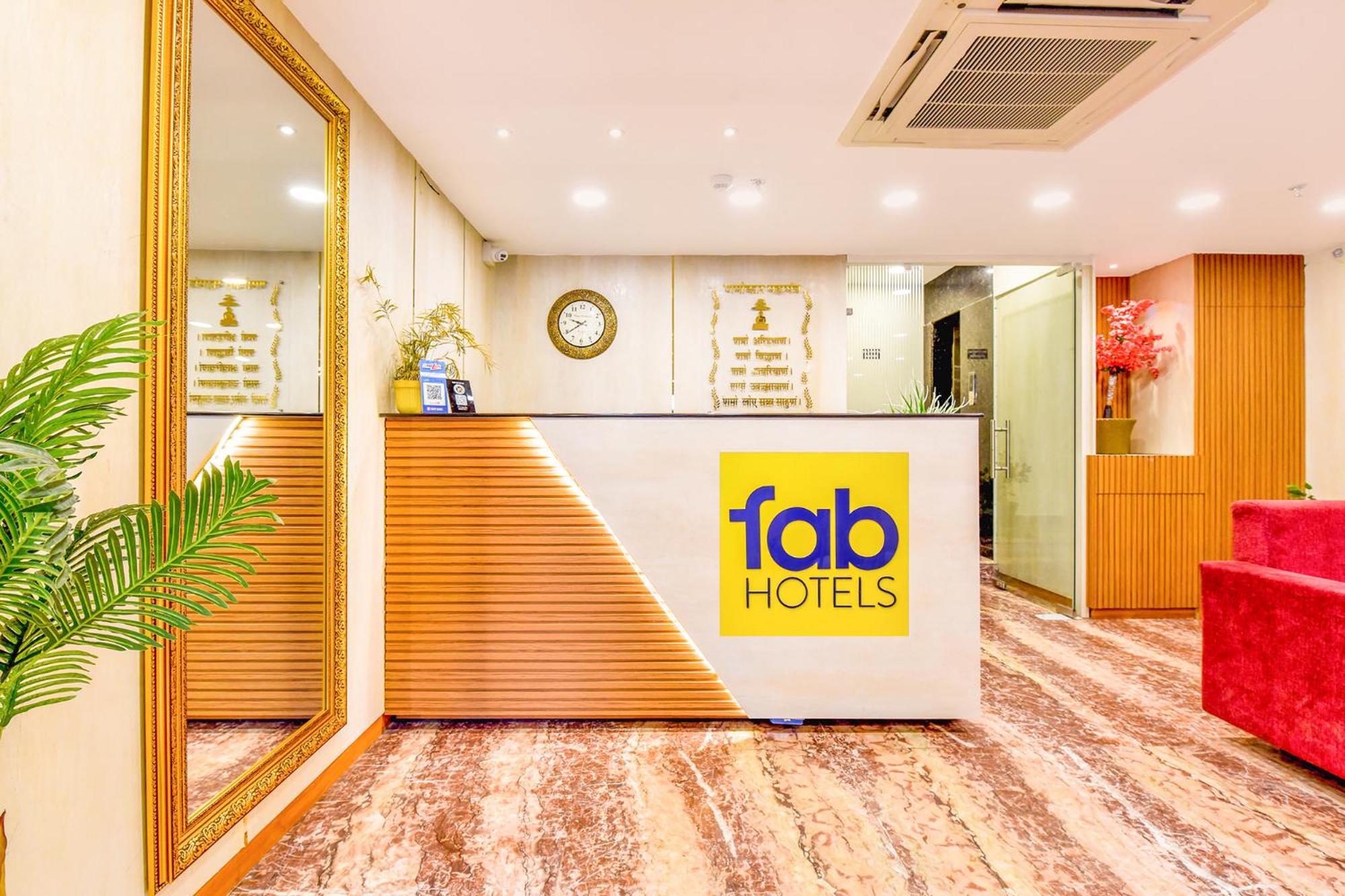 Fabexpress Mewar Shine Hotell Udaipur Exteriör bild