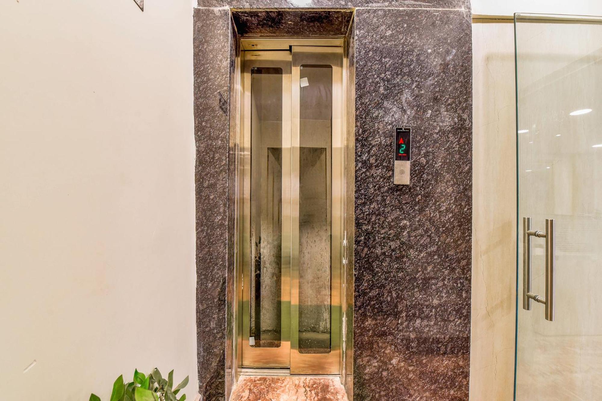 Fabexpress Mewar Shine Hotell Udaipur Exteriör bild