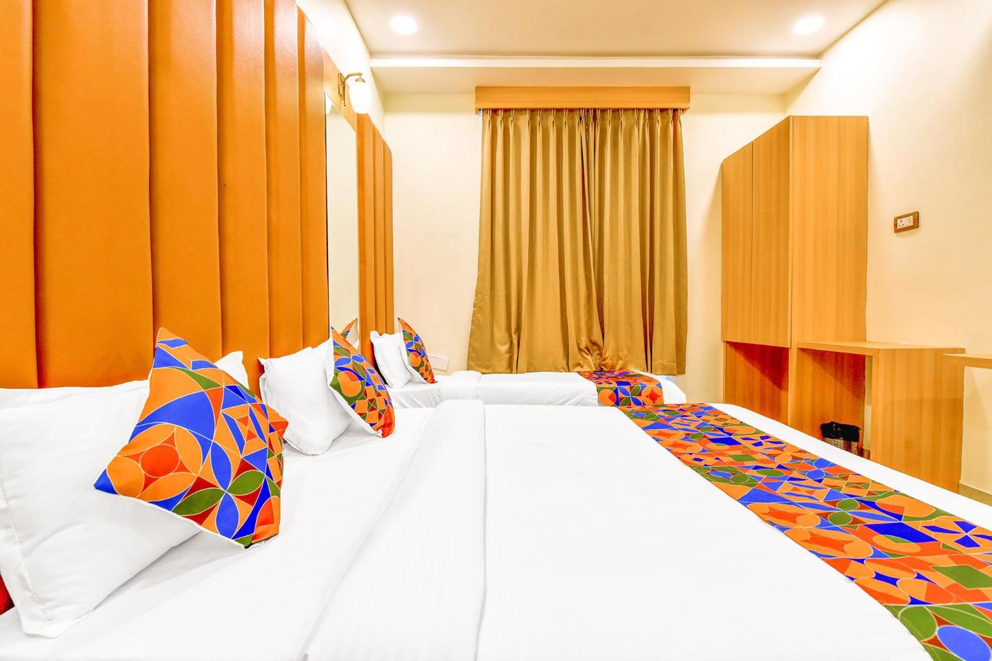 Fabexpress Mewar Shine Hotell Udaipur Exteriör bild
