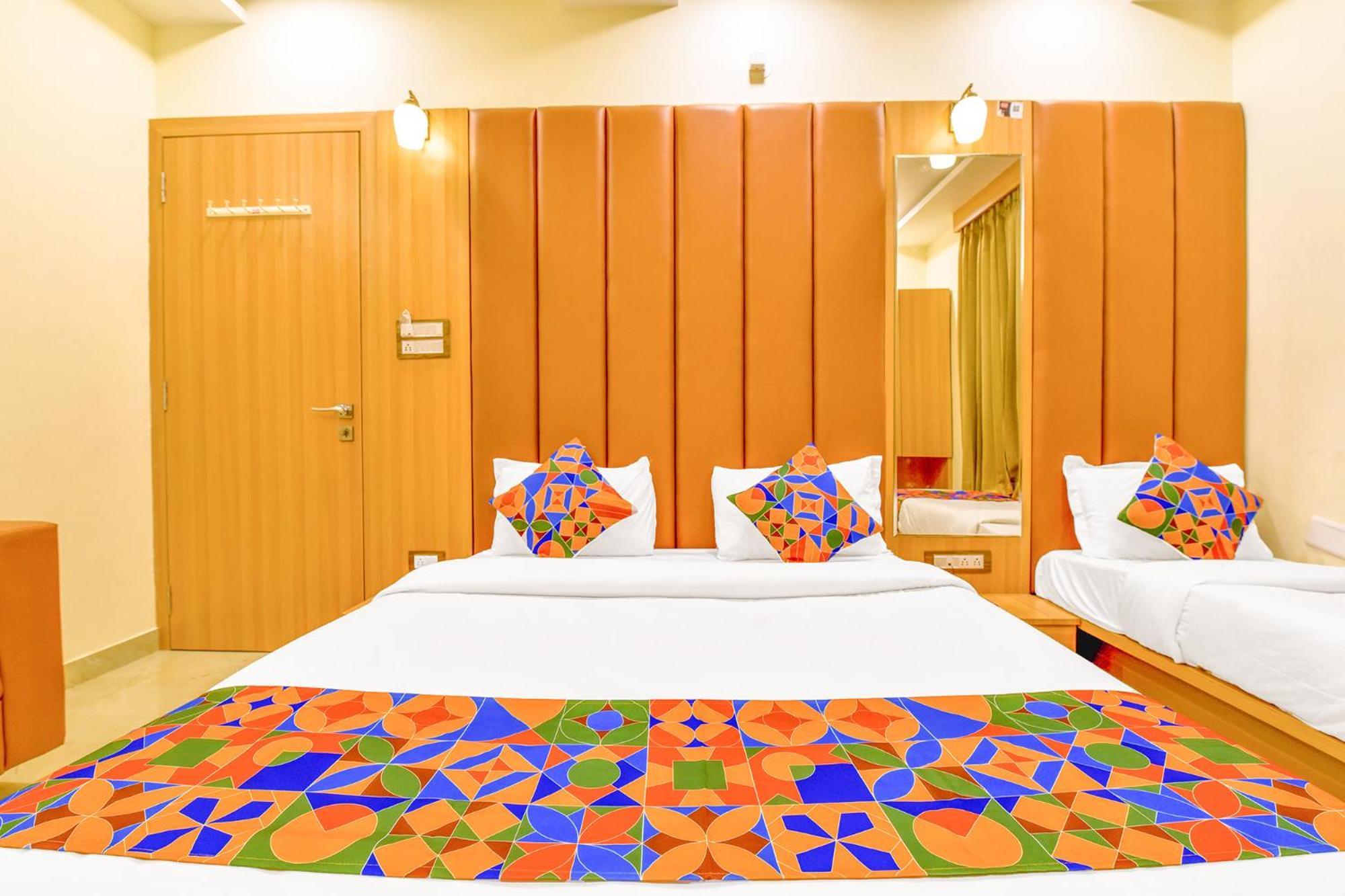 Fabexpress Mewar Shine Hotell Udaipur Exteriör bild