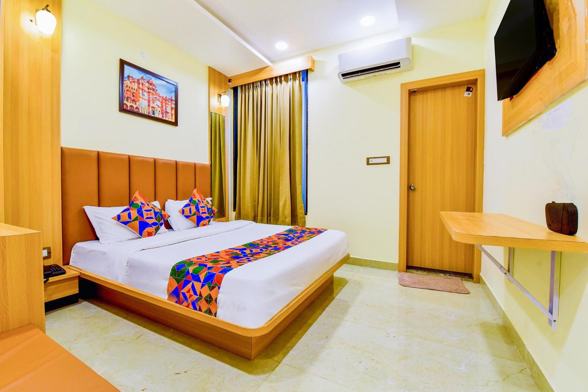 Fabexpress Mewar Shine Hotell Udaipur Exteriör bild